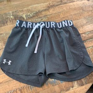 Under Armour heat gear shorts size medium